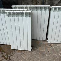 Termosifoni alluminio usati per 3 mesi come nuovi