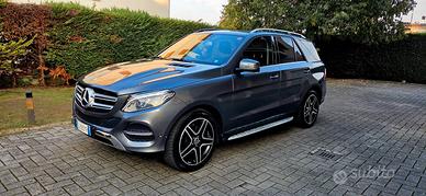 Mercedes-Benz GLE SUV 2017