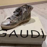 Scarpe ginnastica Gaudí