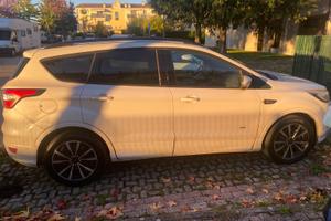 Ford tenuta benissimo