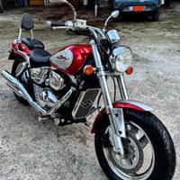 Suzuki Marauder VZ 800