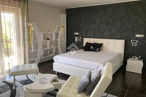 VILLA SINGOLA A POTENZA