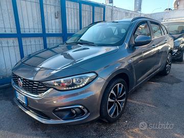 FIAT TIPO 1.6 M.JET. LOUNGE ANNO 2021
