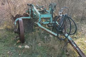 Aratro Nardi BT3 a due vomeri