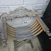 Sedia Antica in Legno – Stile Tradizionale