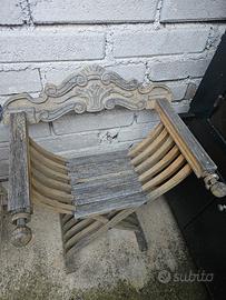 Sedia Antica in Legno – Stile Tradizionale