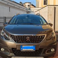 Peugeot 2008 Puretech alllure 1.2 start&stop 110cv