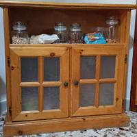 Credenza, mobiletto, tavolo e 6 sedie a 250€