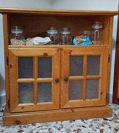 Credenza, mobiletto, tavolo e 6 sedie a 250€