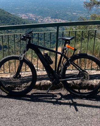 MTB elettrica CUBE