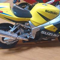 Modellini moto sportive