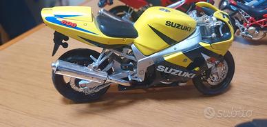 Modellini moto sportive