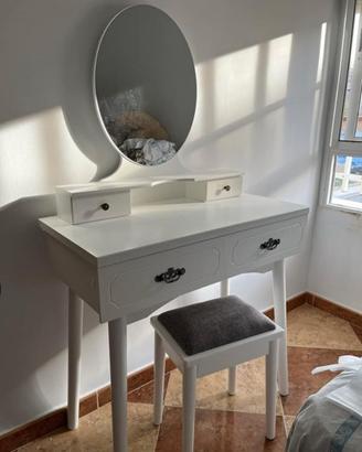 Toeletta da Trucco con specchio e sgabello