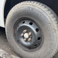 Cerchio e gomma fiat ducato