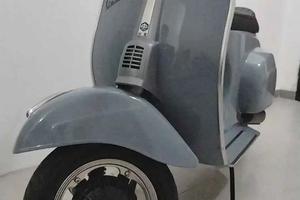 Vespa special restaurata 1972
