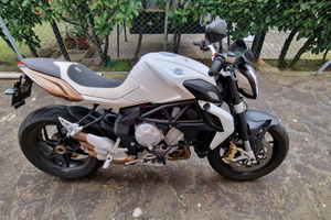MV Agusta Brutale 675 2012