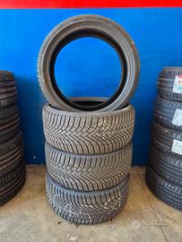 4 Gomme Bridgestone 235 35 19 invernali 2025