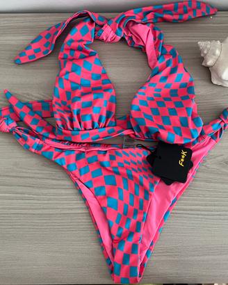 Bikini F**k fantasia geometrica S