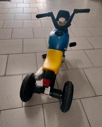 triciclo Bmw a pedali 