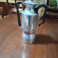 Moca vintage nuova con thermos