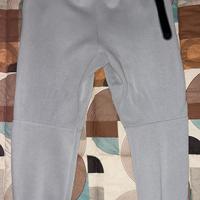 pantalone tuta