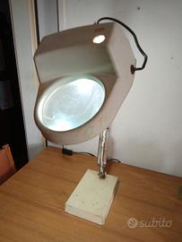 Lampada da tavolo 