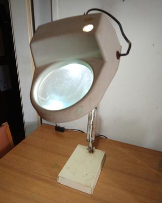 Lampada da tavolo 