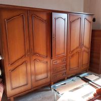 Armadio anni 50 legno massello + specchiera