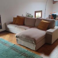 Divano KIVIK a 3/4 posti con chaise-longue, Beige