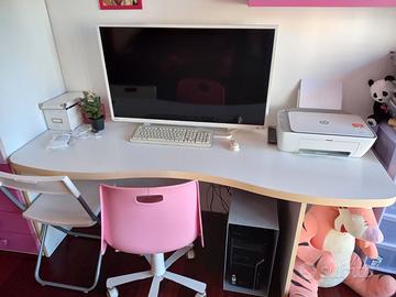 Scrivania due posti doimo e letto a cuore