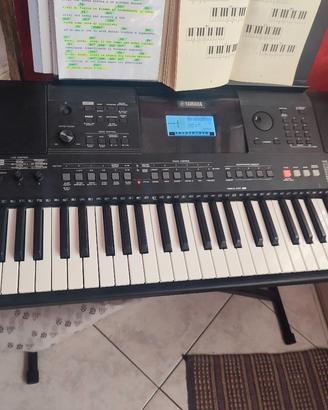 tastiera arranger Yamaha PSR-E463 