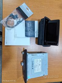 Display navigatore + autoradio Audi Q3 – Cod. 8U00