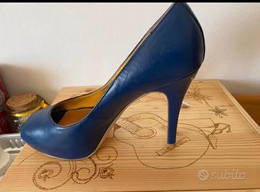 Scarla Liu.Jo in pelle n.39