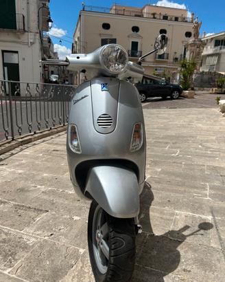 Piaggio Vespa Lx 150