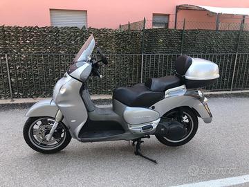 Aprilia Scarabeo 500