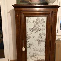 Antica ed elegante Credenza biedermeier