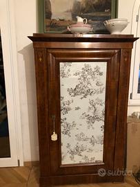Antica ed elegante Credenza biedermeier
