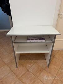 Tavolino porta pc/computer