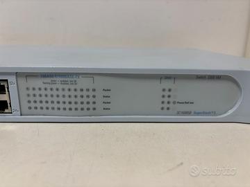 Switch di rete 24 porte 10/100 - 3com 3300 XM