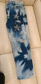 Jeans strappati
