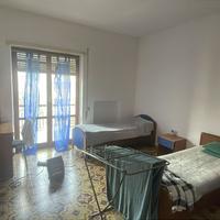 Via tychy 17, stanza doppia o singola