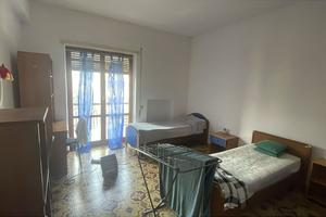 Via tychy 17, stanza doppia o singola