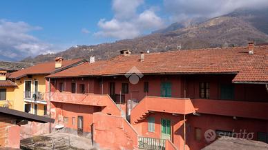 CASA SEMINDIPENDENTE A RIFREDDO