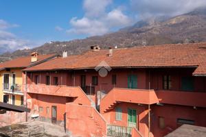 CASA SEMINDIPENDENTE A RIFREDDO