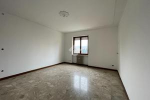 3 LOCALI A NIZZA MONFERRATO