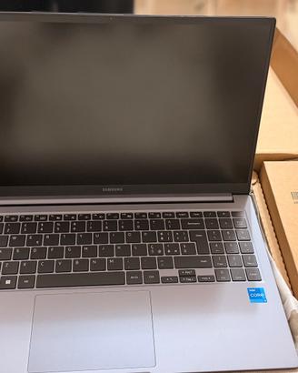Galaxy book 4, 16 gb