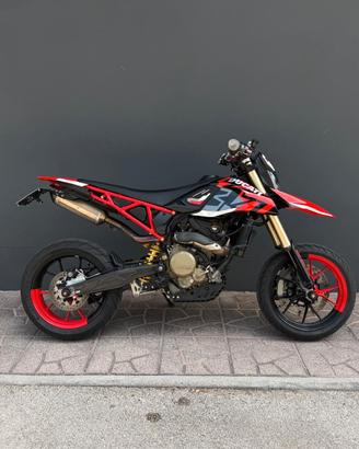 Ducati Hypermotard 698