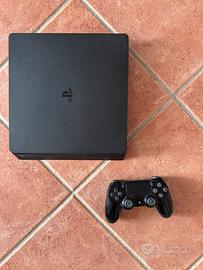 PLAYSTATION 4 PRO DA 1TB CON 8 VIDEOGIOCHI