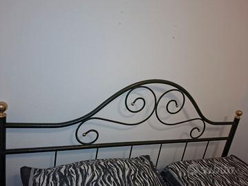 Letto matrimoniale  in ferro