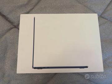 Macbook Air 13 M4 16 512 + cover
